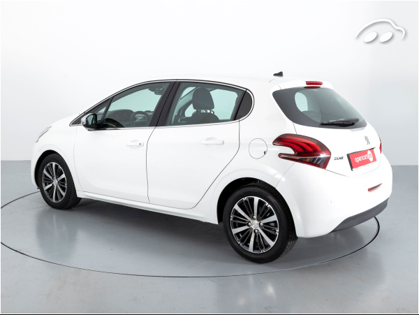 Peugeot 208 1.2G 110CV ALLURE 6