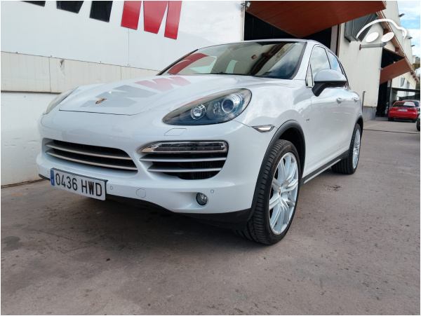 Porsche Cayenne 3.0 6