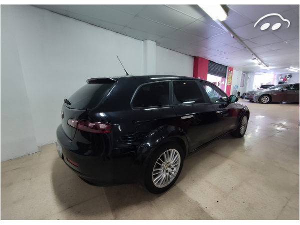 Alfa Romeo 159 1.9 JTD 16V Sport 6