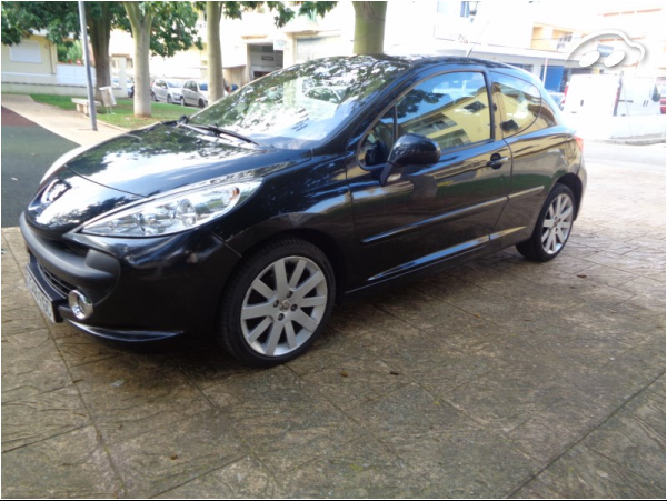 Peugeot 207 1.6 cc HDI  3-P 3