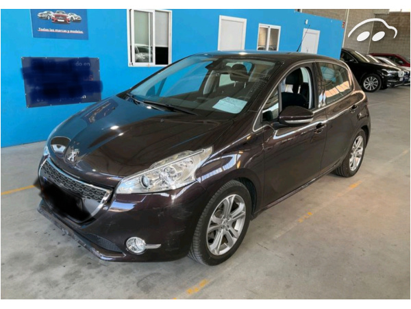 Peugeot 208 1.2 VTI Allure 1