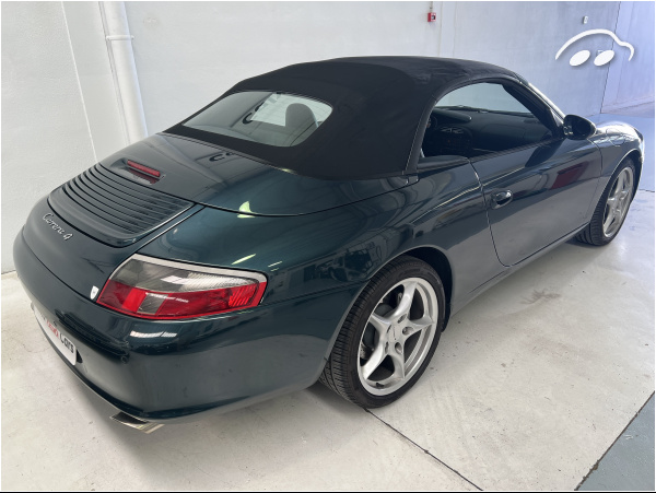 Porsche 911 C4 Cabrio Manual 8