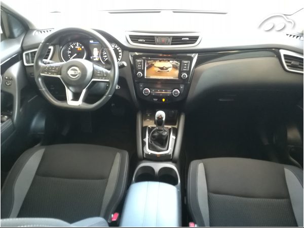 Nissan Qashqai 1.5 5