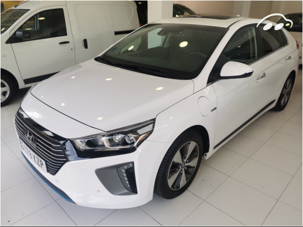 Hyundai Ioniq STYLE  1.6 GDI PHEV DCT 1