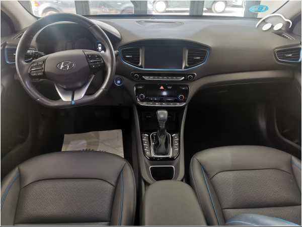 Hyundai Ioniq STYLE  1.6 GDI PHEV DCT 5