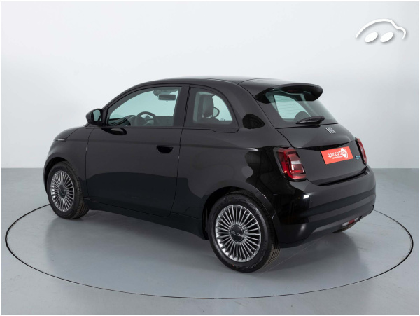 Fiat 500 e ICON 320KM 87KW 118CV 6