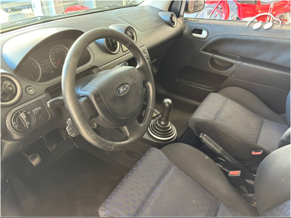 Ford Fiesta 1.6 hdi 7