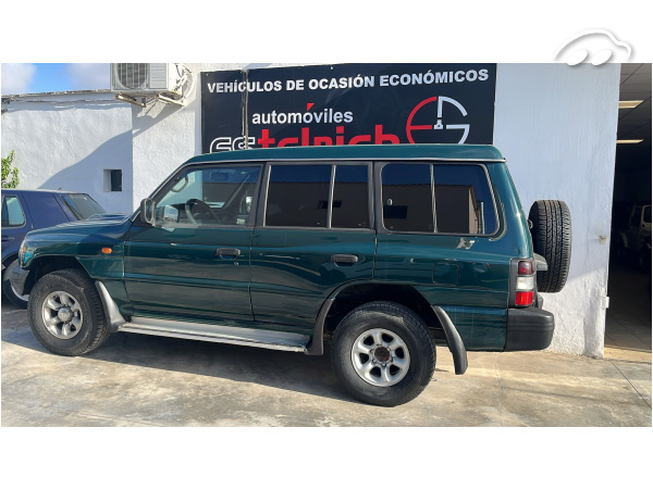 Mitsubishi Montero 2.8 TDI 2