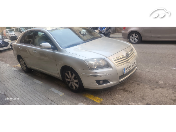 Toyota Avensis 1.8 manual  2