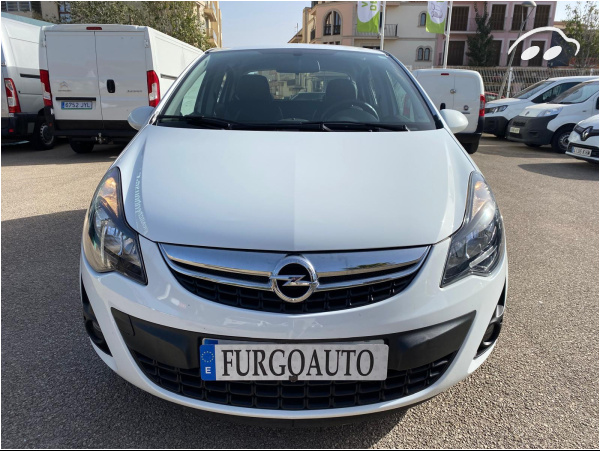 Opel Corsa 1.4 Essential 100 CV 2