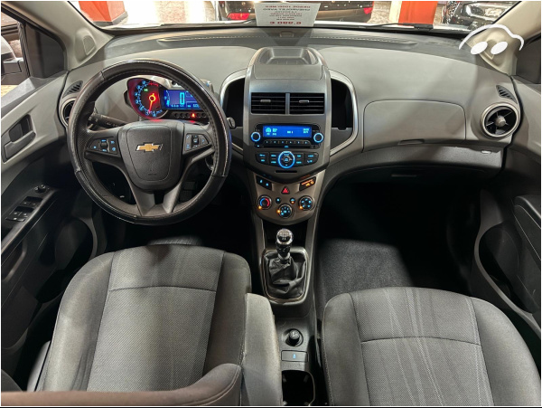 Chevrolet Aveo 1.4 ECOTEC  9