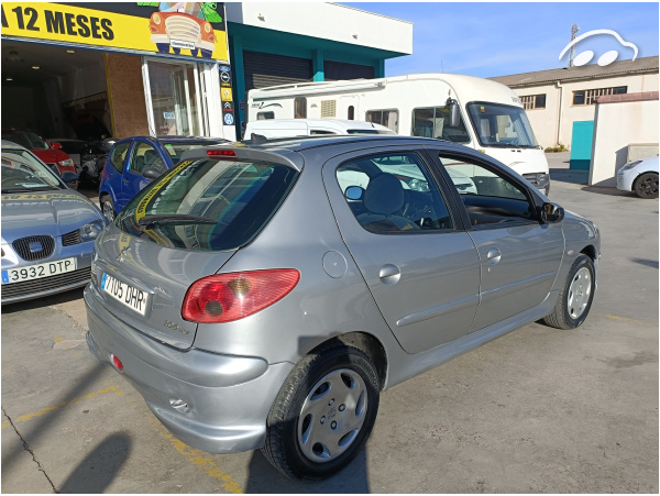 Peugeot 206 2.0 HDI 6