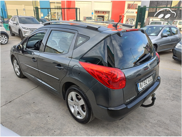 Peugeot 207 SW 1.6 HDI  6