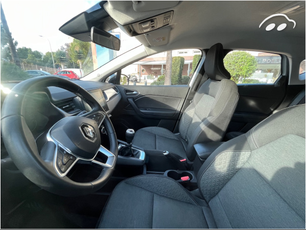 Renault Captur  3