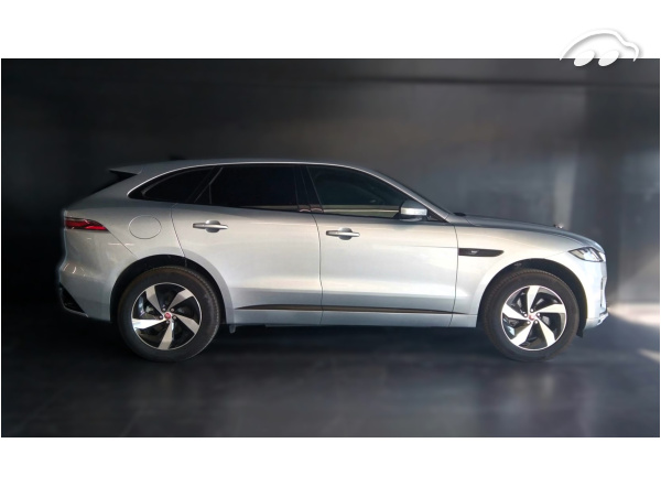 Jaguar F-Pace R-DYNAMIC S D204 6