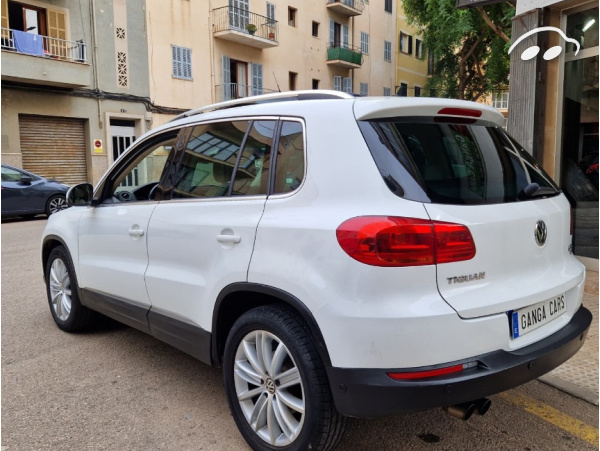 Volkswagen Tiguan Sport Sport 4