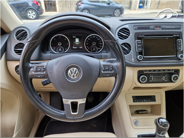 Volkswagen Tiguan Sport Sport 10