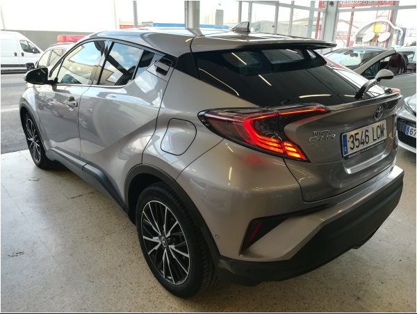 Toyota C-HR ACTIVE 2