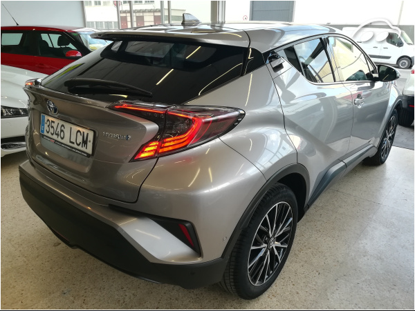 Toyota C-HR ACTIVE 4