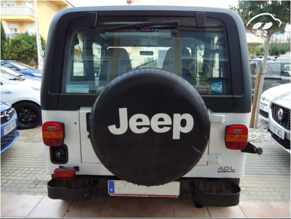 Jeep Wrangler YJ LAREDO 4.0  HT 8