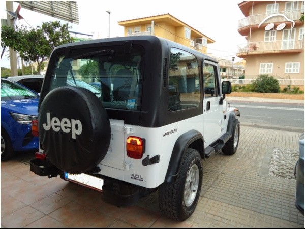 Jeep Wrangler YJ LAREDO 4.0  HT 12