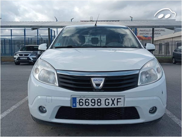 Dacia Sandero  10