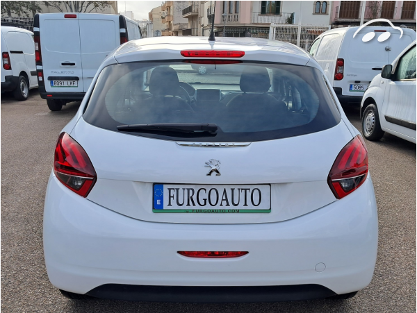 Peugeot 208 DIESEL 5P 4