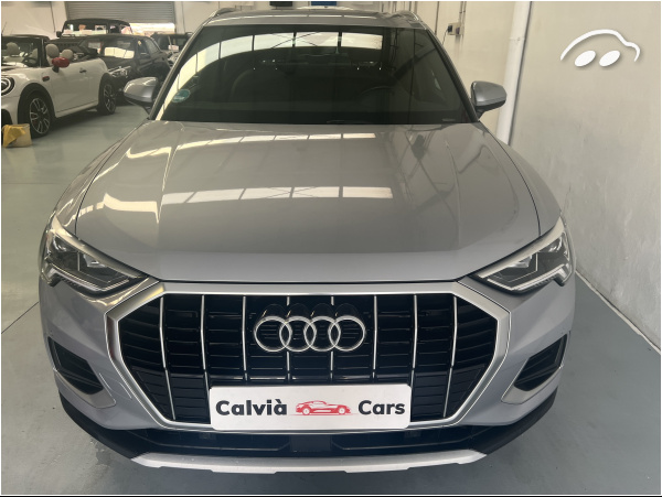 Audi Q3 35 TFSI HYBRID  1