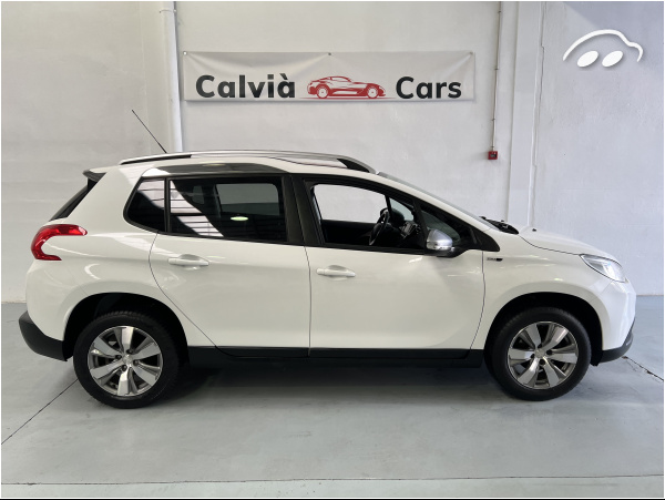 Peugeot 2008 1.2HDI STYLE  5