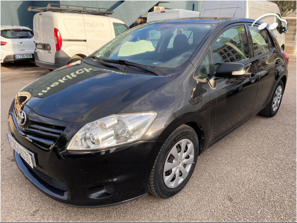 Toyota Auris DIESEL   1.4   90 CV 3