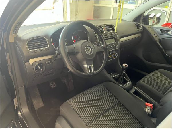 Volkswagen Golf  8