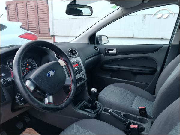 Ford Focus 1.8 9