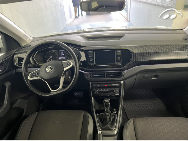 Volkswagen T-cross 1.5TSI Style  8