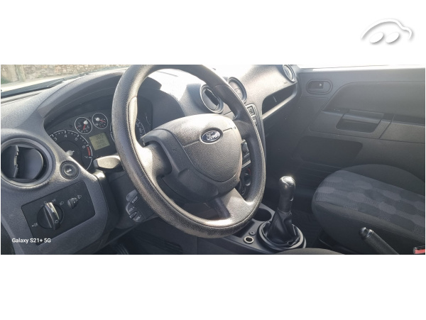 Ford Fusion  1.4 Urban   10