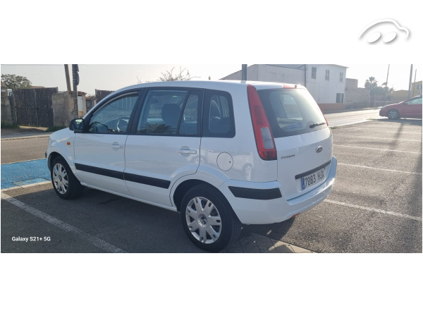 Ford Fusion  1.4 Urban   6