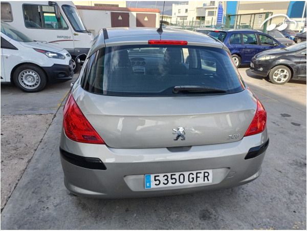 Peugeot 308  5