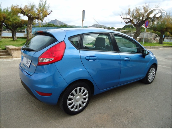 Ford Fiesta 1.2 cc TREND  5-P 5