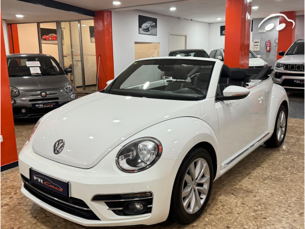 Volkswagen Beetle cabrio 2.0 TDI DESIGN 2