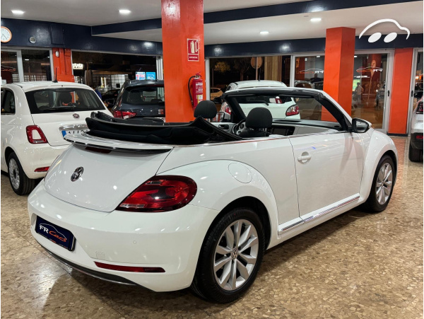 Volkswagen Beetle cabrio 2.0 TDI DESIGN 6