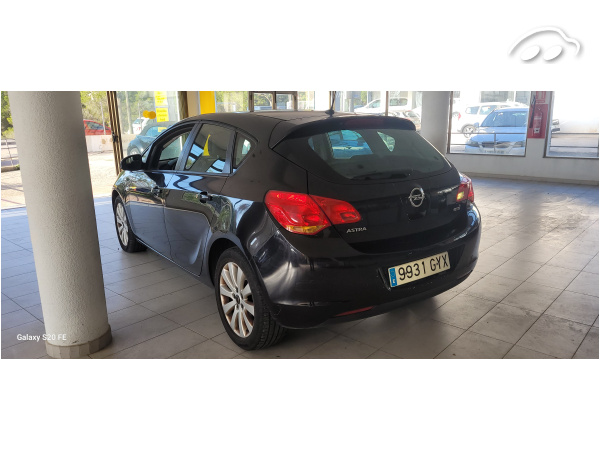 Opel Astra 1.7 diesel 5