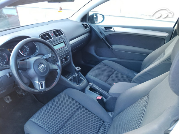 Volkswagen Golf 1.4 9