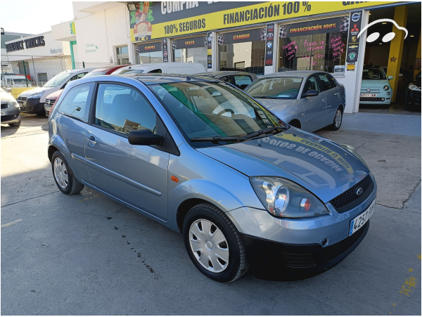 Ford Fiesta 1.3 Ambiente 1