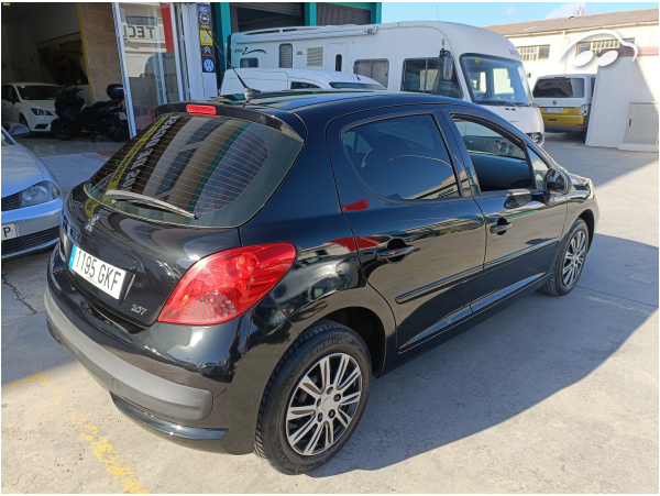 Peugeot 207 1.4 4