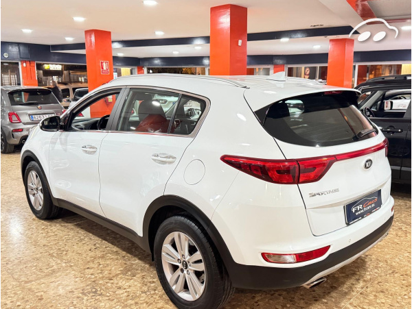 Kia Sportage 1.6 GT LINE 4x4 AUTOMÁTICO  7