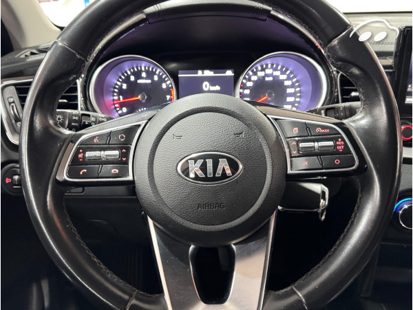 Kia XCeed 1.4 TGDI EMOTION  12