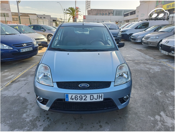 Ford Fiesta 1.6 Trend 2