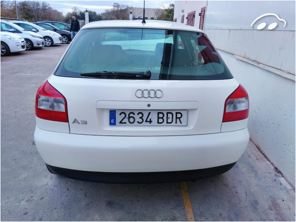 Audi A3 1.6 4