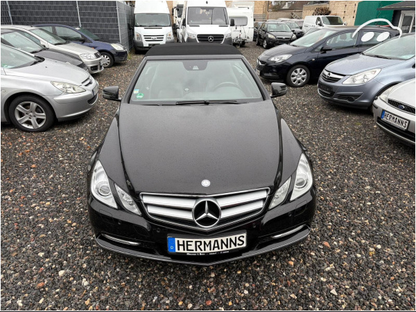 Mercedes-benz E 200 CGI BlueEfficiency 8