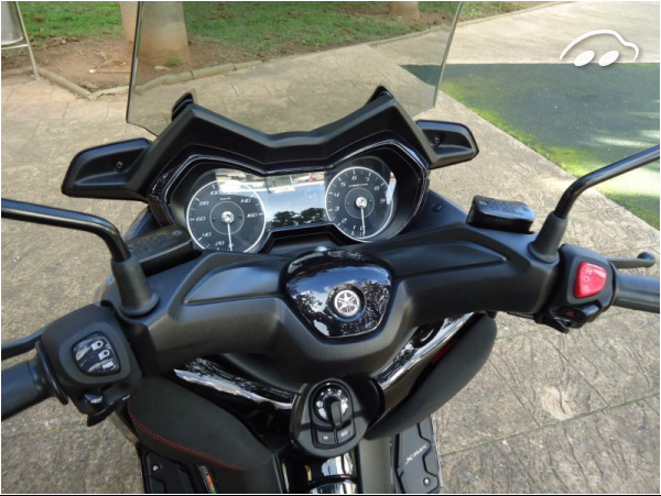 Varios Varios YAMAHA  X-MAX 300 Tech Max 5