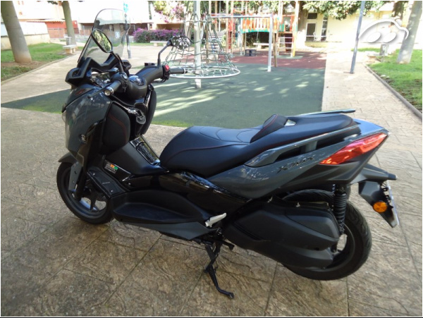 Varios Varios YAMAHA  X-MAX 300 Tech Max 4